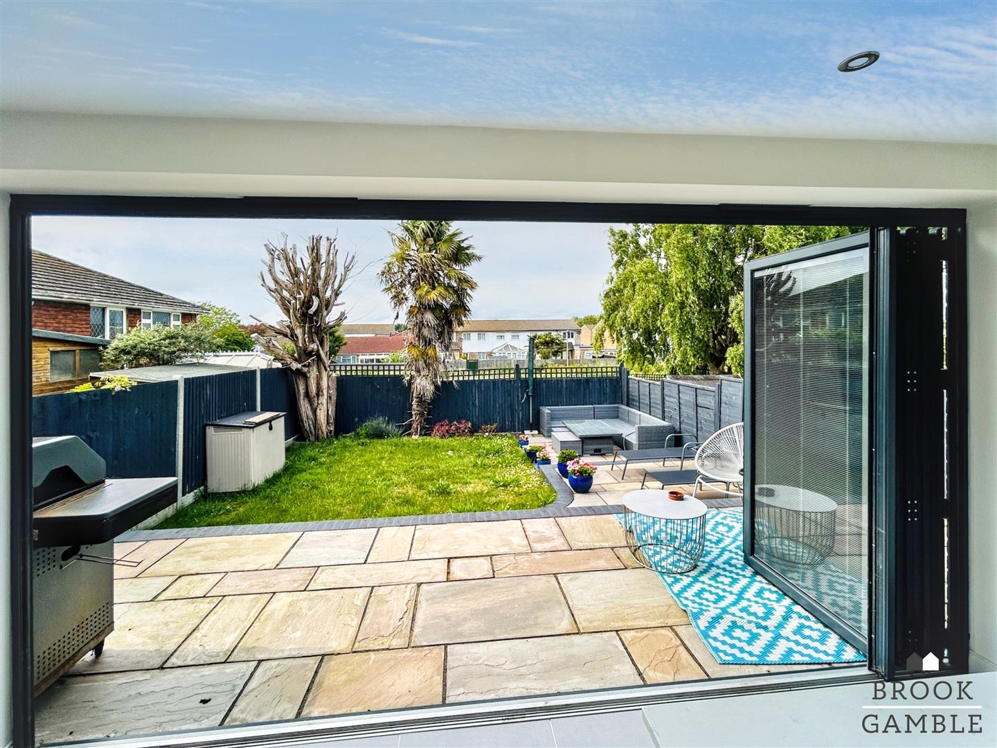 4 Bedroom House - Detached. Northbourne Road in Eastbourne, East Sussex 10